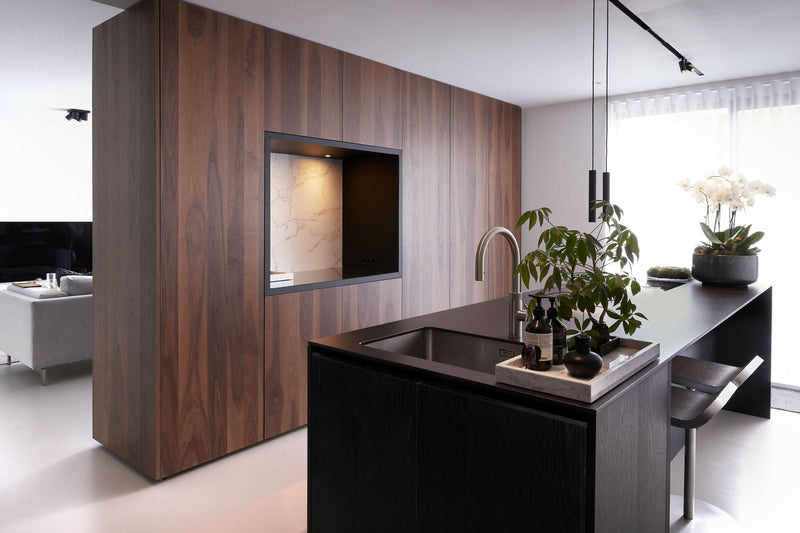 Elegante Keuken met Dekton en Houtaccenten-Anselm Oome Interieurbouw-Keuken-OBLY