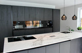 Luxueuze keuken met keramiek aderblad-NEWLOOK KEUKENS-Keuken-Luxueuze keuken met keramiek aderblad-OBLY