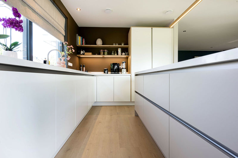 Stijlvol Maatwerk Interieur met Luxe Keuken-Morss Kitchen-Keuken-OBLY