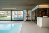 VERBOUWING JAREN 70 WONING MET ZWEMBAD-Hannie Verhoeven Lichtadvies-Exterieur-VERBOUWING JAREN '70 WONING MET ZWEMBAD-OBLY