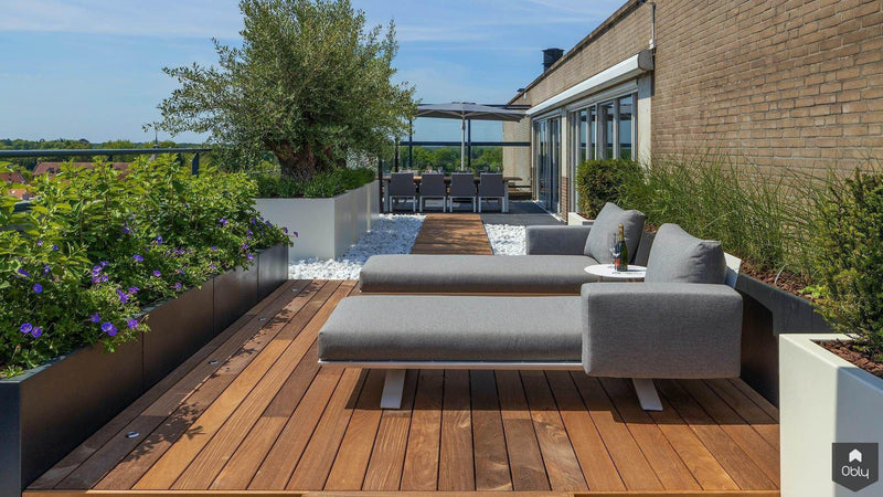 Balkon op grote hoogte met moderne tuin-Stoop Tuinen-alle,Tuinen-OBLY