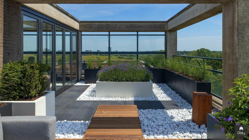 Balkon op grote hoogte met moderne tuin-Stoop Tuinen-alle,Tuinen-OBLY