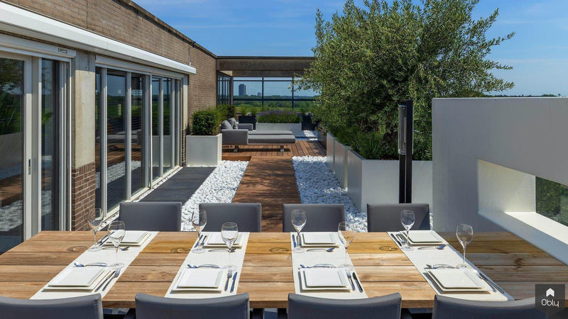 Balkon op grote hoogte met moderne tuin-Stoop Tuinen-alle,Tuinen-OBLY