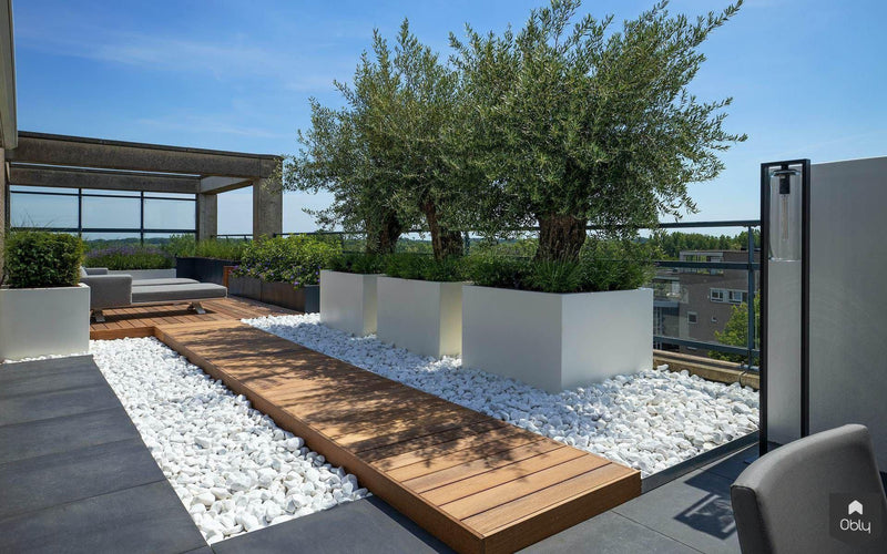 Balkon op grote hoogte met moderne tuin-Stoop Tuinen-alle,Tuinen-OBLY