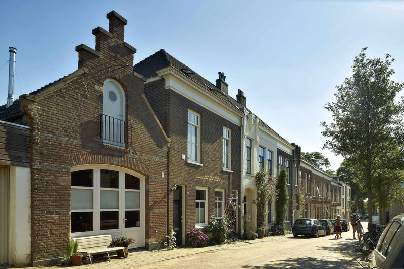 Stalen 1m2 wenteltrap-OBLY-zolder-Ruimtebesparende 1m2 stalen wenteltrap -OBLY